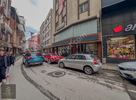 C21 Loca'dan Çarşı Merkezde 3 Katlı 300m² Geniş Cepheli Dükkan