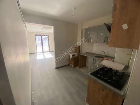 Gültepe Mh Süper Konum 65m² Cambalkonlu Geniş Kiralık 1+1 Daire Kk-12