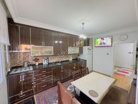 Atabey'den Masal Park Civarı 3+1 Kapalı Mutfak Sitede Kombili Satılık Daire