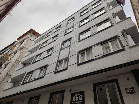 Yıldız Dan Merkez Camisi Yakını Uygun Fiyatlı Fırsat Daire Ara Kat