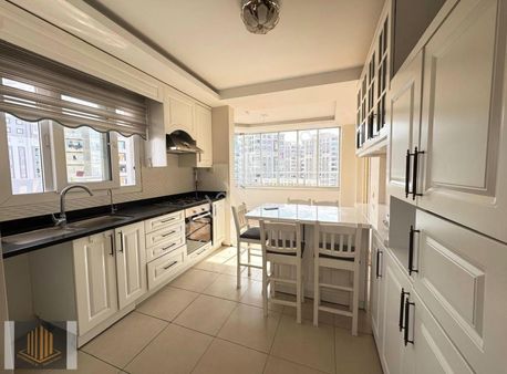 Sağlam'dan Türkmenbaşı Bulvarına Çok Yakın 4+1 Satılık Daire