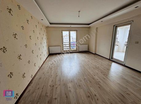 Dialog Skala'dan Nilüfer Demircide Arakat Kiralık 3+1 Daire