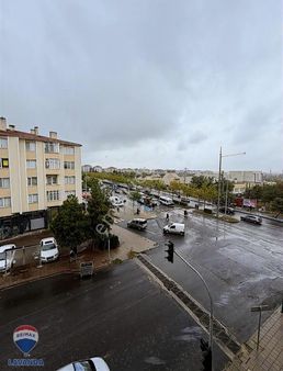 Cumhuriyet Parkı Karşısında Mta Lojmanlarında 3+1 Kiralık Daire