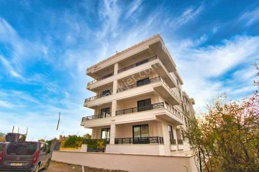 🔴🔴aktif'ten Akçay'da Satılık En Nezih Muhitte Arakat Harika Tasarımlı 2+1 Daire