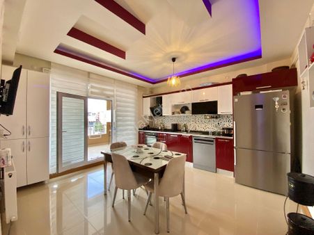 Hacıhalit Yapı Kalitesiyle Rönesans Düğün Salonu Civarı 4+1 Fırsat Daire!!!