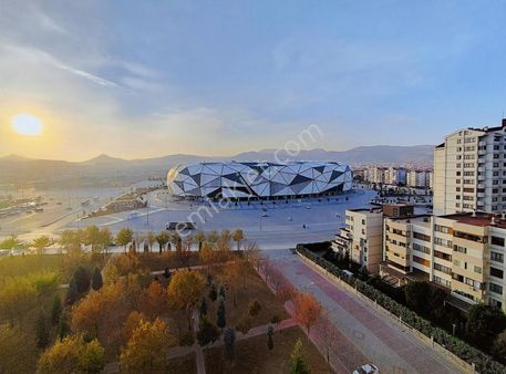 Stad'yum Karşısı Geniş Ferah Kiralık Daire