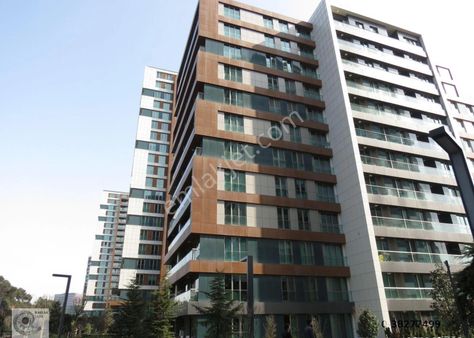 Vadistanbul Teras Kiracılı Acil 2+1 Satılık Daire