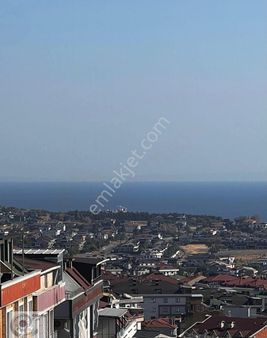 Beylikdüzü'nde Cadde Üzerinde Satılık Deniz Manzaralı