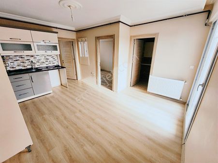 Seyrek Merkezde Kiralık 2+1 Kombili Daire