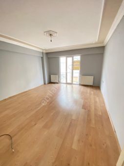Reşadiye Mahallesi 2 + 110 Metre² Satılık Daire