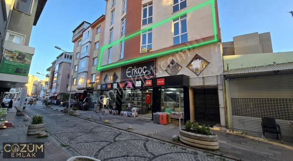 Çözüm Emlaktan Çarşıda Geniş 3+1 Kiralık Daire