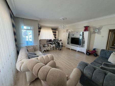 Hatboyu Caddesi Üzeri Satılık 3+1 Ferah Daire