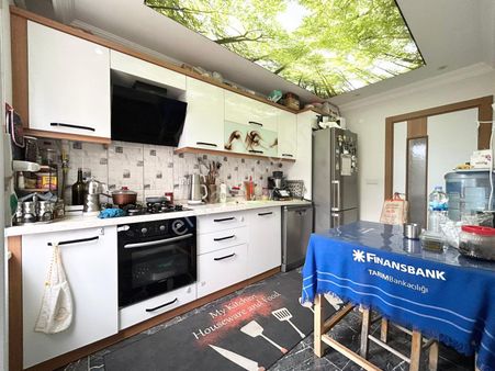 Yetkisi Yüksel'den Kadıköy'den Satılık Kapalı Otoparklı Ayrı Mutfaklı Asansörlü 3+1daire