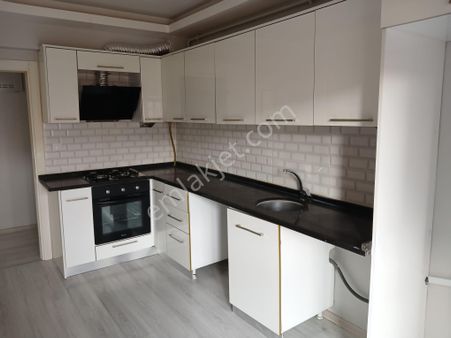 Hilal Akın Emlak’tan Zafer Mahallesinde Satılık 2+1 Daire