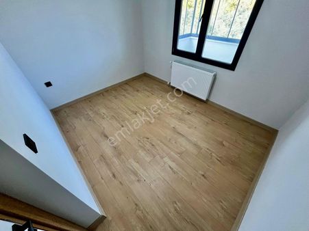 ⫸akçay Best Emlaktan⫷kazdağlarının Eteklerinde Satılık Lüx 2+1