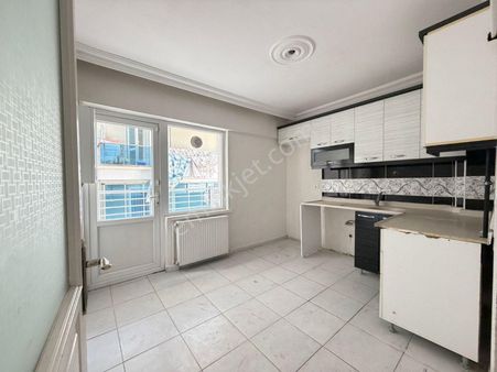 Mamak - Ekin Mahallesinde Katta, Asansörlü, Ön Cephe 3+1 Satılık Daire !!!