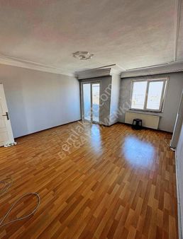 By Gayrimenkulden Yeşilova Mahallesinde 2+1 Daire