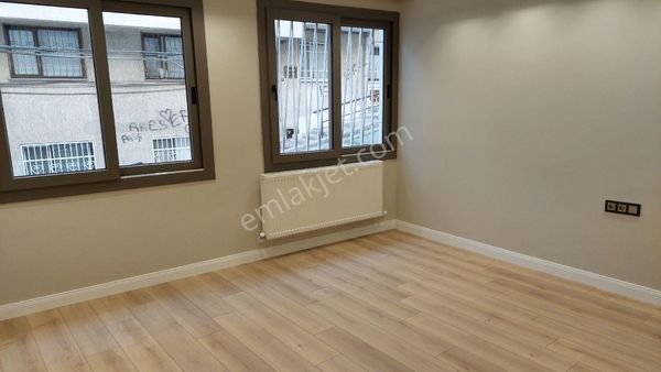 Hatay Nokta Muratreis Mh.222 Sokakta 3+1,140m2,dogalgazlı,full Tadilalı,köşe Konumlu,teraslı