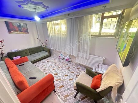 Sultançifliği Mah’de Tramvaya Yakın 2+1 85m2 Krediye Uygun Acill Satılık Bahçe Katı