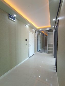 Hazer'den Yükseltepe Çobanoğlu Caddesinde Muhteşem Konumda Ve Buyuklukte Nezih Sitede 4+1 Daire