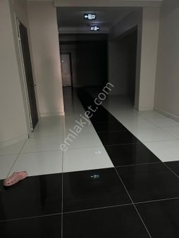 Yakuplu Kaymakamlık Karsısında Site İçerisinde