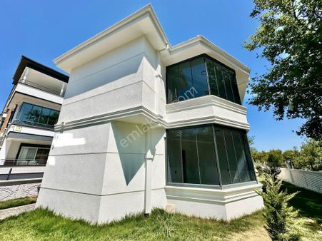 ꧁akçay Ay Emlaktan꧂körfezin İncisi Güre'de Huzur Bulacağınız Müstakil Tadında Satılık 1+1 Lüx Daire