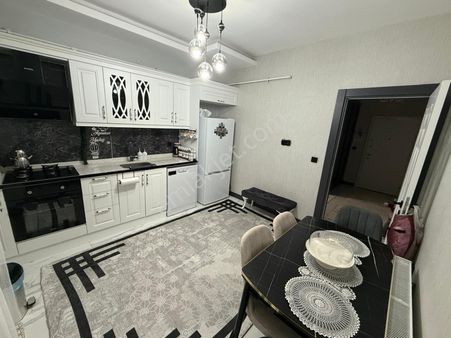 Yenişehir Fabrika Mahallesi Akabe Konutlarında Eşyalı 2,5+1 Kiralk Daire