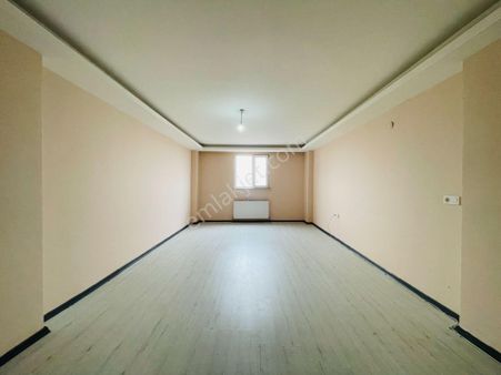 Güven'den Kapaklıda Merkezi Konumda Ön Cepeli Kombili 2+1 Daire