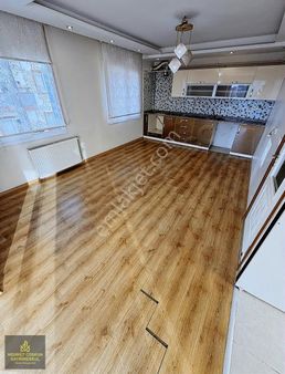 Belediyeevlerinde 8 Katlı Doğalgazlı Kiralık 3+1 Daire