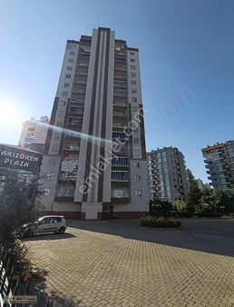 Mersin Mezitli Merkez Mahallesi'nde Satılık 4+1 Daire