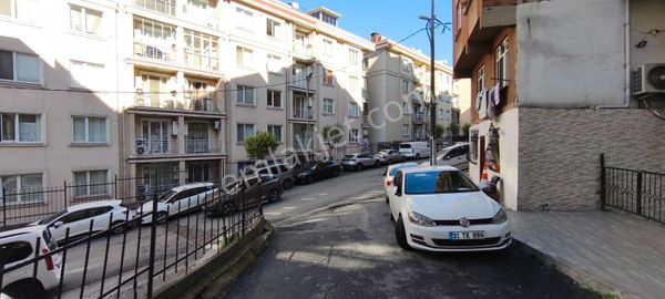 Şişli Paşa Mah Satılık 2+1 Asansörlü Kapalı Otoparklı Daire