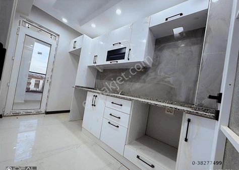 Sütlüce Mahallesi Uluzafer Cad Yakını Satılık 2+0 Daire