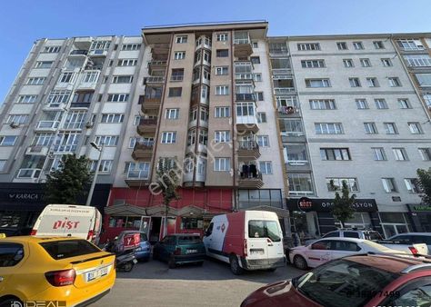 Cumhuriye Mh. Hatboyu Üzerinde Asansörlü Satılık 3+1 Daire