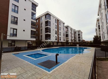 Cumhuriyet Mahallesinde Satılık Full Eşyalı 1+1