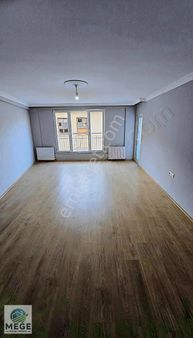 Megeden Demirci De Kiralık 3+1 Daire