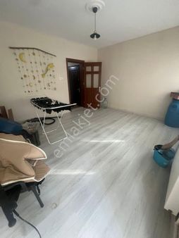 Zafer Mahallesi’nde 3+1 Geniş Ve Kullanışlı Daire!