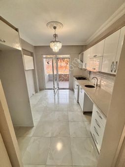 Mavi Emlaktan Şirinevlerde Satılık 2+1 Lüks Daire 2.550.000 Tl