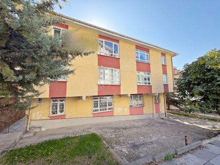 3+1 Etlik Merkezde Cadde Üzeri İçi Yenilenmiş Yatırım Fırsatı !!