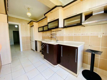 Yükselden İkizçayda Ebeveyn Banyolu Giyinme Odalı 3+1 Daire