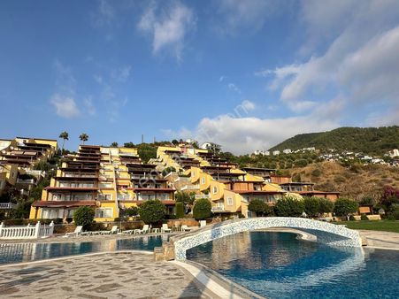 Panorama Sıtesınde Full Denız Ve Havuz Manzaralı Eşyalı 2+1