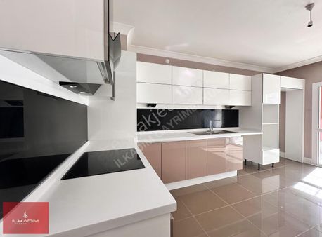 Yükseltepe Vadikent Konutları Çift Cepheli Büyük Tip Kiralık 3+1