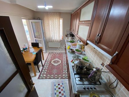 Kuşcağız Mahallesi'nde Cadde Üzerinde Çift Teras Balkonlu 3+1 Daire!