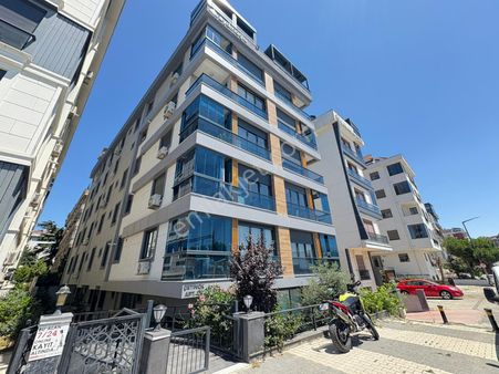 ▃artemin▃altıntepe Sahilde Bahçe Teraslı 3 Yıllık 70m² Lüks 2+1!