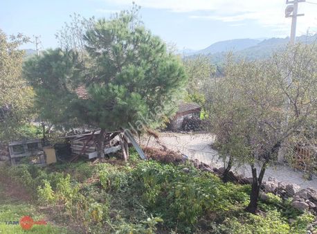 Dikili Katıralan'da Satılık Arsa, Kargır Ev Tapuludur!!!