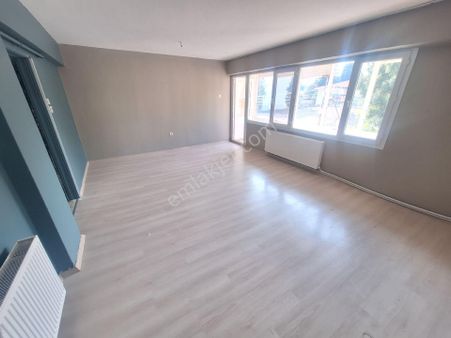 Hatay Piri Reis Mahallesinde Murat Reis Okulu Karşısında 2