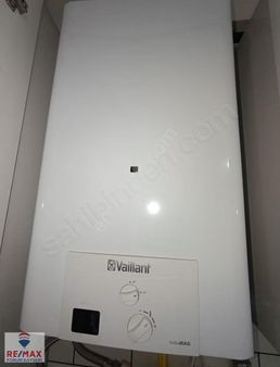 Ertuğrul Gazide Meskenli Arakat Çift Banyo Satılık Daire