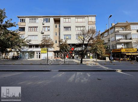 Bahçelievler Yayla Arçelik Üstü Kiralık 3+1 Daire 160 M2