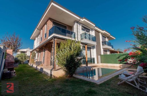 Kübra Yesiltepe'den Hayallerinizde O Villa Satışta !