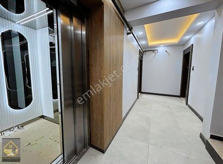 İncekte Bulvar Yakını 0 Binada Yatırımlık 1+1 Satlık Daire