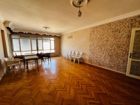 Memurevleri 3+1 'den Bozma Geniş Asansörlü 2+1